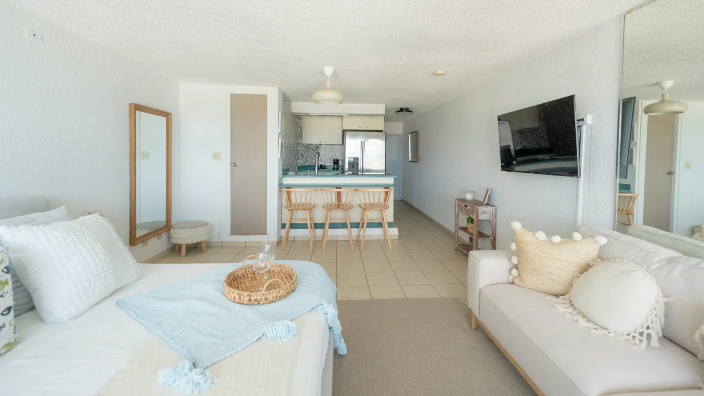 Ocean Penthouse building and pool access